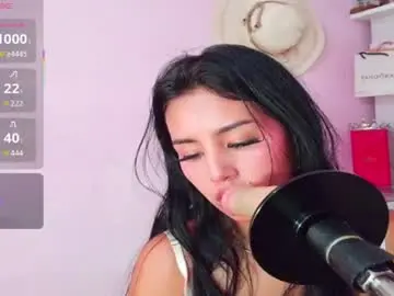 Chaturbate Nude Webcam of jenner_mills