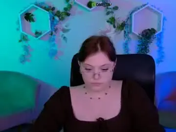 Chaturbate Live Sex Cam of nikol_kitt