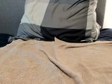 Chaturbate Adult Video Chat of ontheedgel32
