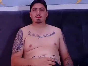 Chaturbate Live Porn of ismael_castro