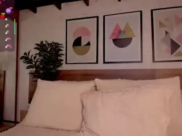 Chaturbate Best live sex cam show of lunaruso
