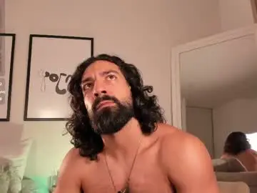 Chaturbate Live Sex Cam of maxstrong01