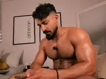 Chaturbate Live Porn of maxstrong01