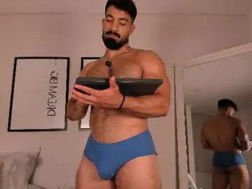 Chaturbate Free Live Porn of maxstrong01