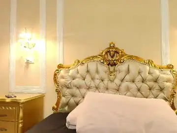 Chaturbate Free Porn Cam of paulinekosh