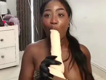 Chaturbate Free Live Porn of paulinekosh
