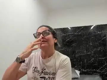 Chaturbate Adult Video Chat of agatha_pleasure