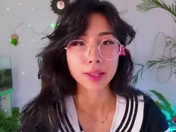 Chaturbate Live Sex Cam of evelyn_chelle