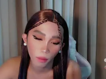 Chaturbate Live Sex Cam of hot_khianna