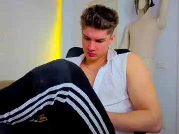 Chaturbate Free Porn Cam of maxkaiden