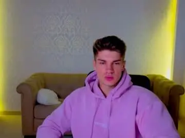 Chaturbate Live Porn of maxkaiden