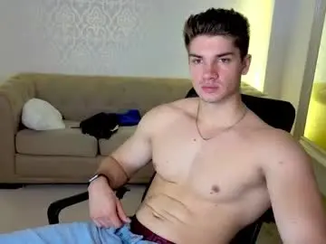 Chaturbate Live Sex Cam of maxkaiden