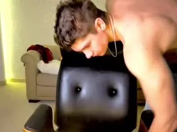 Chaturbate Best live sex cam show of maxkaiden