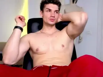 Chaturbate Live Sex Cam of maxkaiden