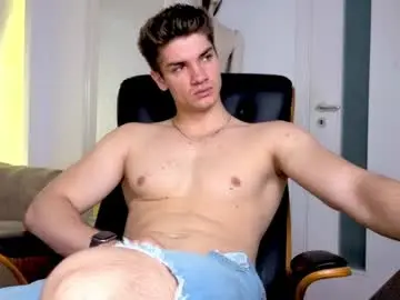 Chaturbate Sex Cam of maxkaiden