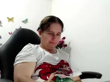 Chaturbate Free Live Porn of selene_mom