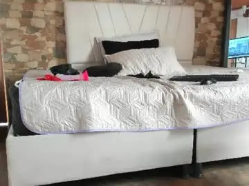 Chaturbate Free Live Porn of evaa_hall