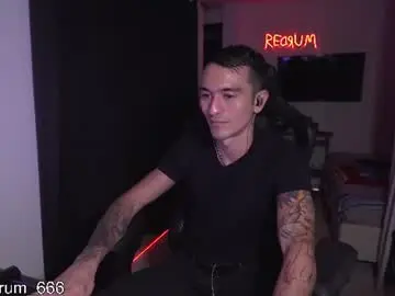 Chaturbate Live Porn of redrum_696