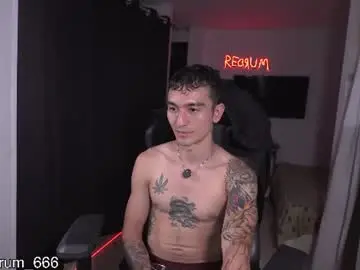 Chaturbate Sex Cam of redrum_696