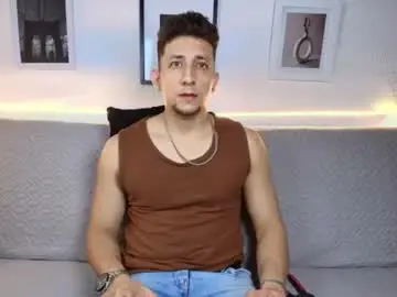 Chaturbate Live Sex of emiliocum_24