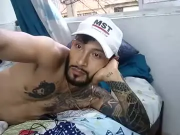 Chaturbate Free Porn Cam of frankdanielsmolano