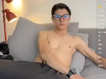 Chaturbate Adult Video Chat of hey_cesard