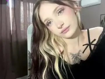 Chaturbate Free Live Porn of krystallcrashes