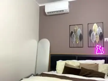 Chaturbate Live Sex of krystallcrashes