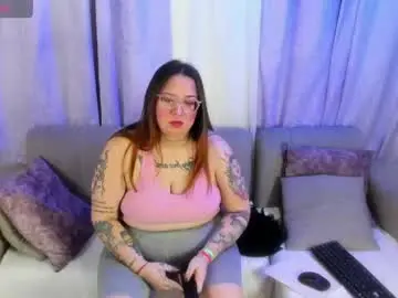 Chaturbate Free Porn Cam of miaandmolly_