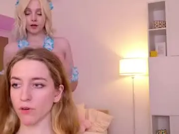 Chaturbate Live Sex Cam of sexxxsirens