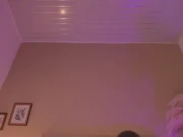 Chaturbate Live Sex Cam of angelica_cross