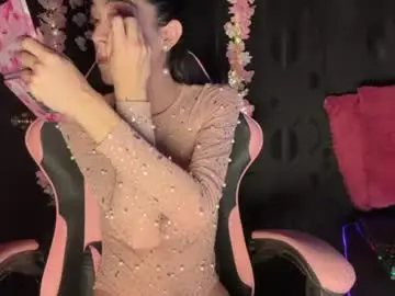 Chaturbate Watch Live Sex Cams of chaminelan