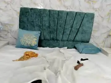 Chaturbate Best live sex cam show of ladysquirtss