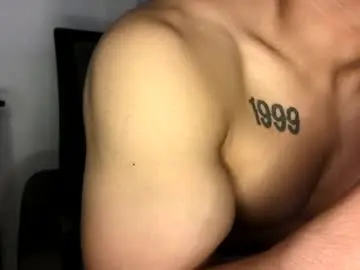 Chaturbate Live Sex Cam of vegasluv702