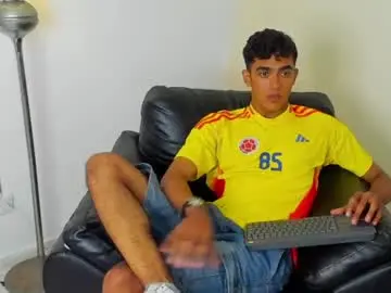 Chaturbate Free Live Porn of alejandro_williams