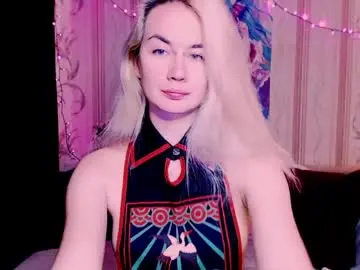 Chaturbate Best live sex cam show of carinfox