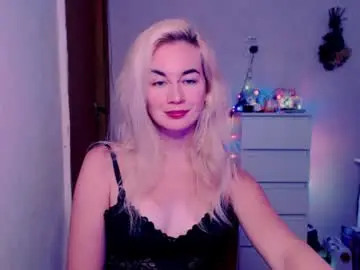 Chaturbate Watch Live Sex Cams of carinfox