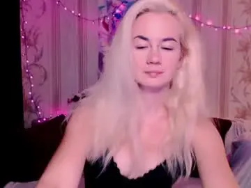 Chaturbate Best live sex cam show of carinfox