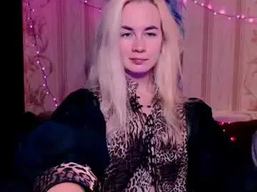 Chaturbate Free Live Porn of carinfox