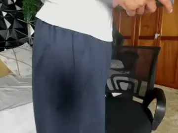 Chaturbate Free Porn Cam of elliot_colton