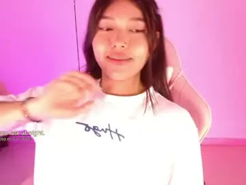 Chaturbate Live Sex Cam of moonbella_bell