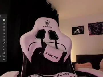 Chaturbate Live Sex of satanbabee_