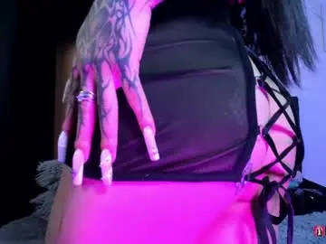 Chaturbate Live Sex of satanbabee_