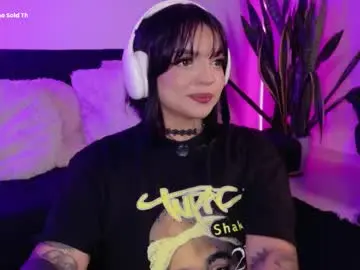 Chaturbate Live Sex Cam of trip_inked