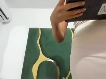 Chaturbate Watch Live Sex Cams of mila_petiteasm
