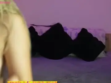 Chaturbate Free Live Porn of riley_reddd