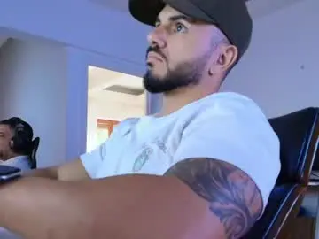 Chaturbate Live Porn of supermanboyxxl