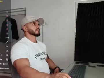 Chaturbate Live Sex Cam of supermanboyxxl