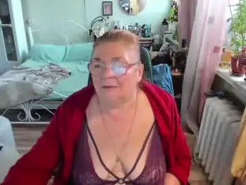 Chaturbate Live Sex Cam of flowerlover8