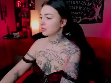 Chaturbate Live Sex Cam of magic_alie